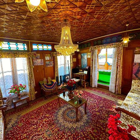 Lake Palace Group Of House Boats Srinagar  Exterior photo