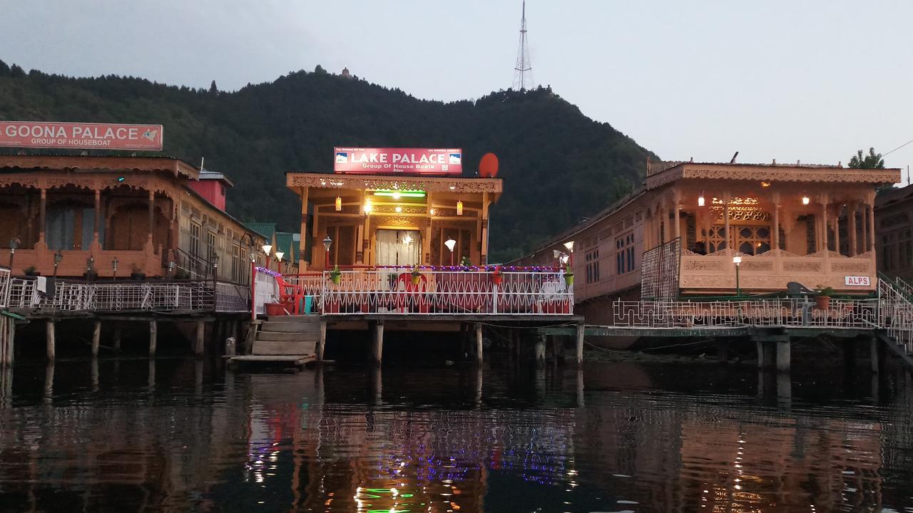 Lake Palace Group Of House Boats Srinagar  Exterior photo